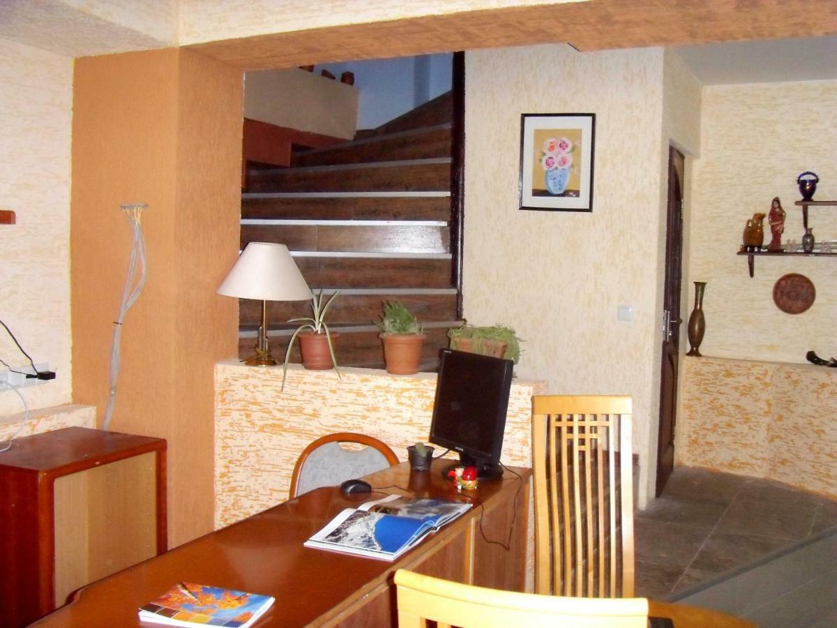 Hotel Nadikvari Tbilisi Eksteriør bilde